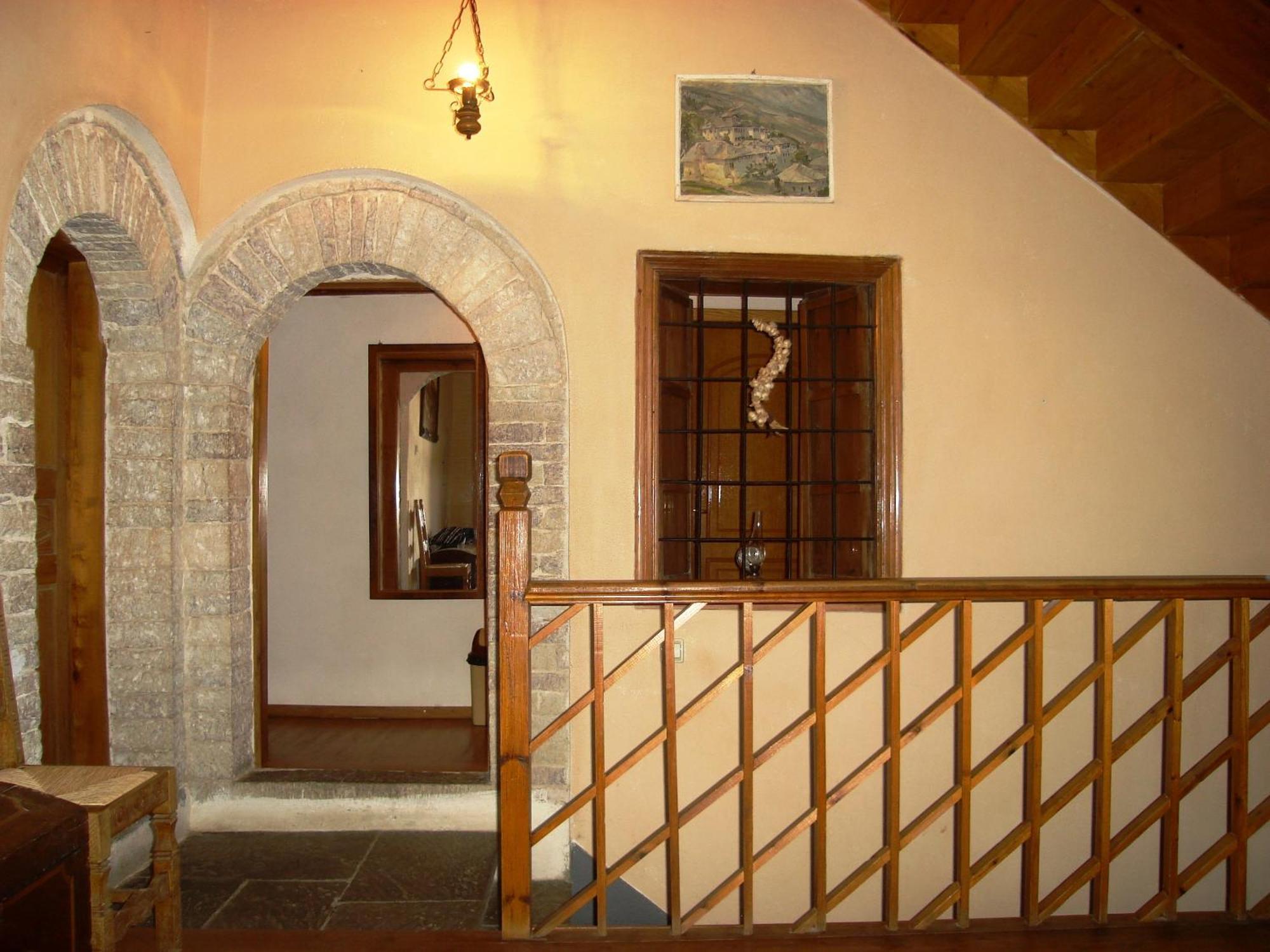 Hotel Kalemi Гирокастра Экстерьер фото