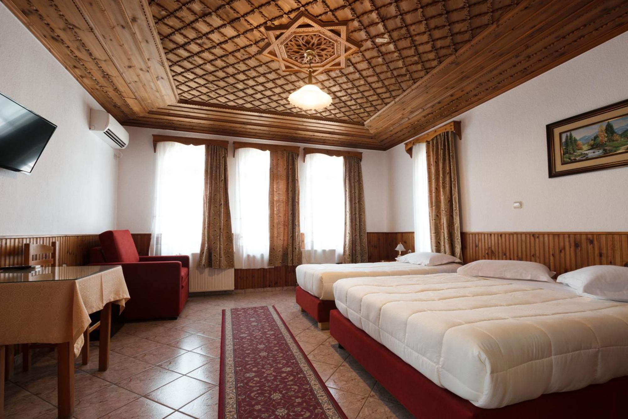 Hotel Kalemi Гирокастра Экстерьер фото